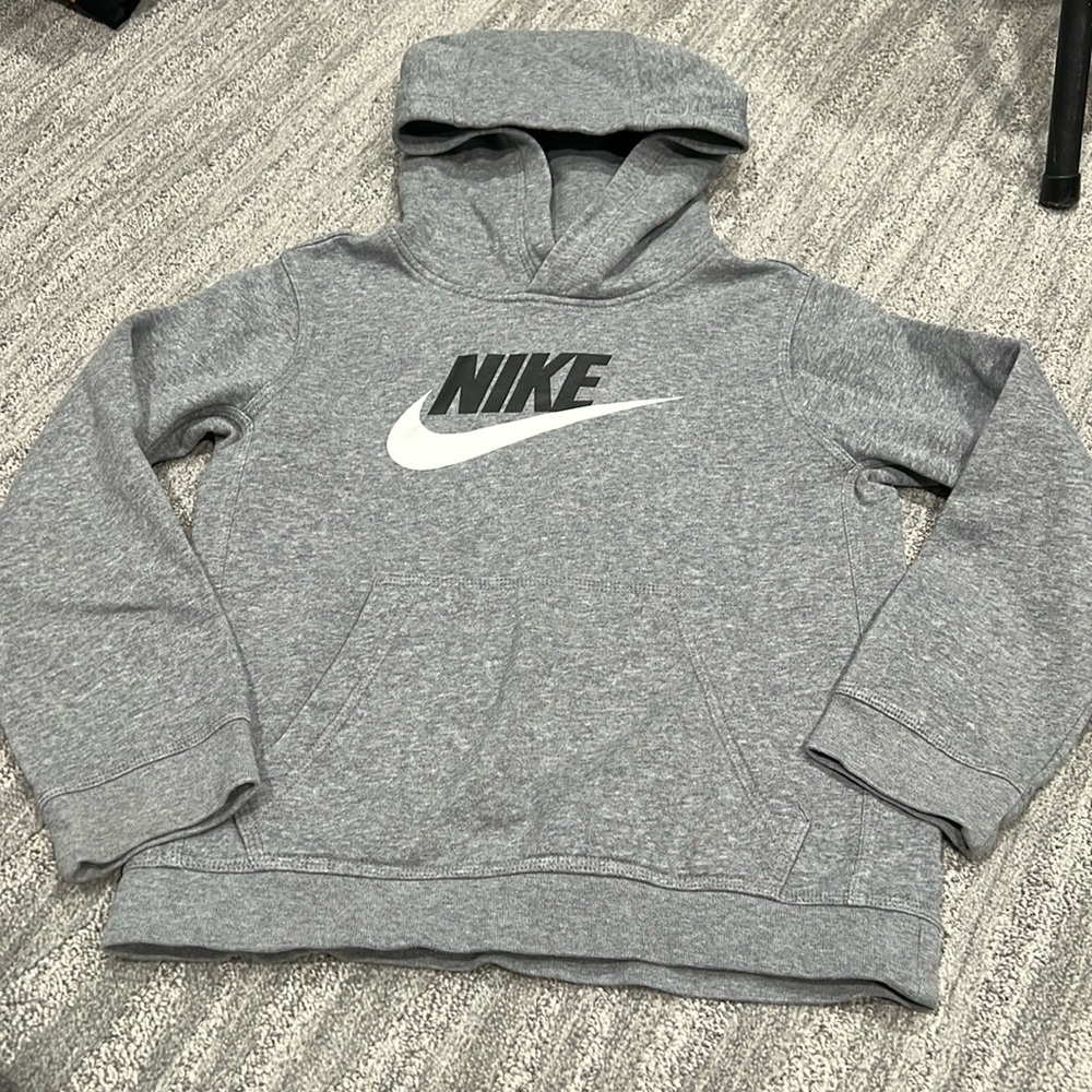 Nike hooded sweatshirt